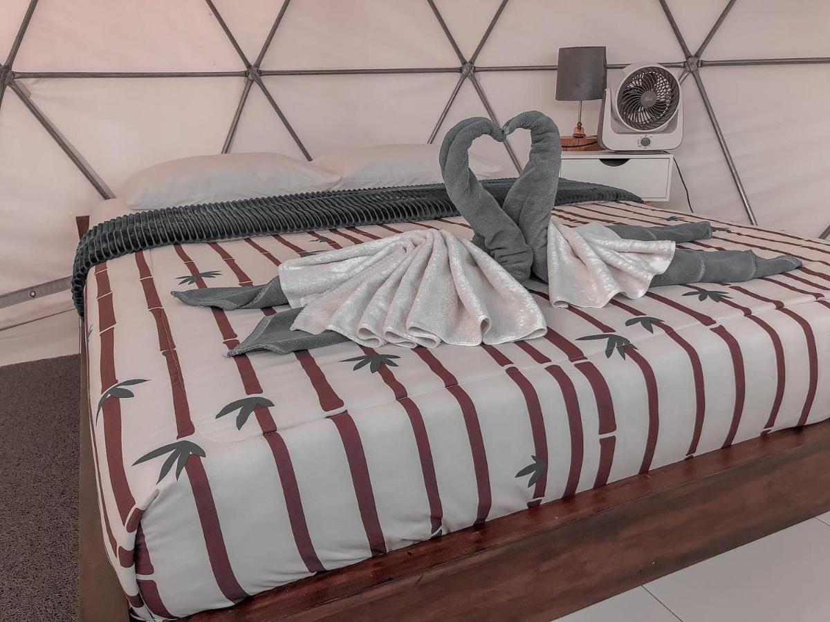 Igloo Glamping Bali Luxury tent
